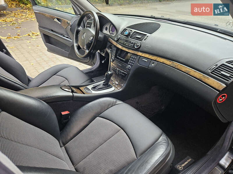 Седан Mercedes-Benz E-Class 2004 в Виннице фото 38 Седан Mercedes-Benz E-Class 2004 в Виннице