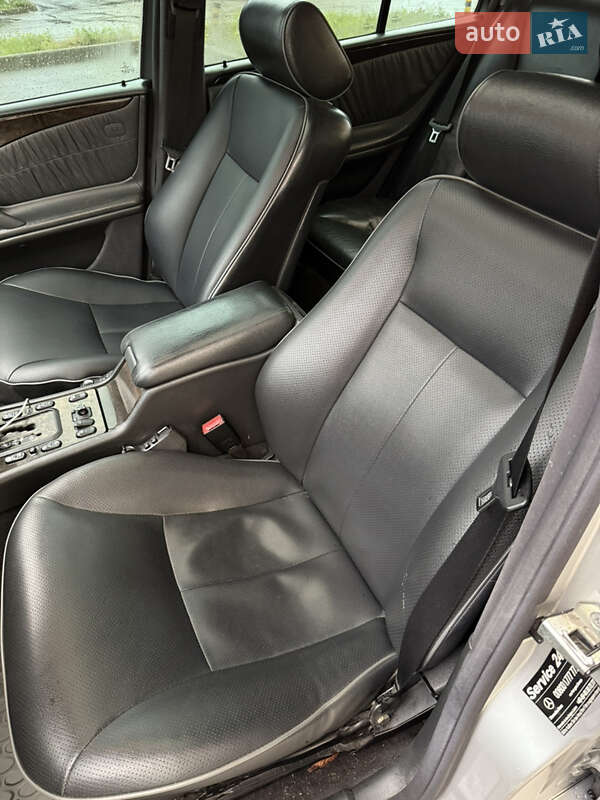 Седан Mercedes-Benz E-Class 2001 в Киеве фото 10 Седан Mercedes-Benz E-Class 2001 в Киеве
