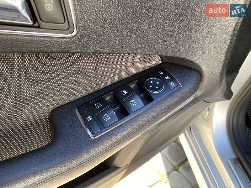 Универсал Mercedes-Benz E-Class 2010 в Львове