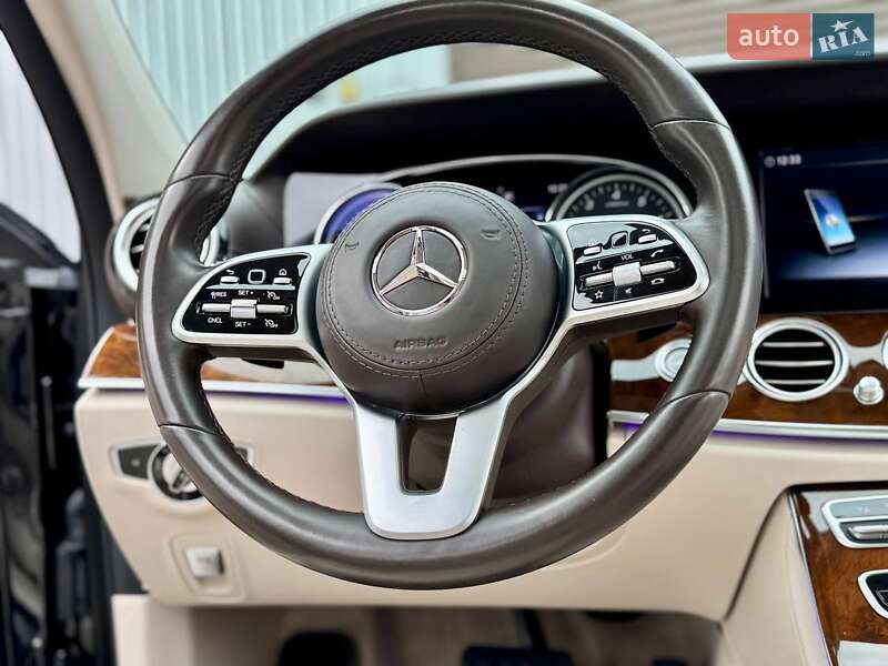 Седан Mercedes-Benz E-Class 2020 в Києві