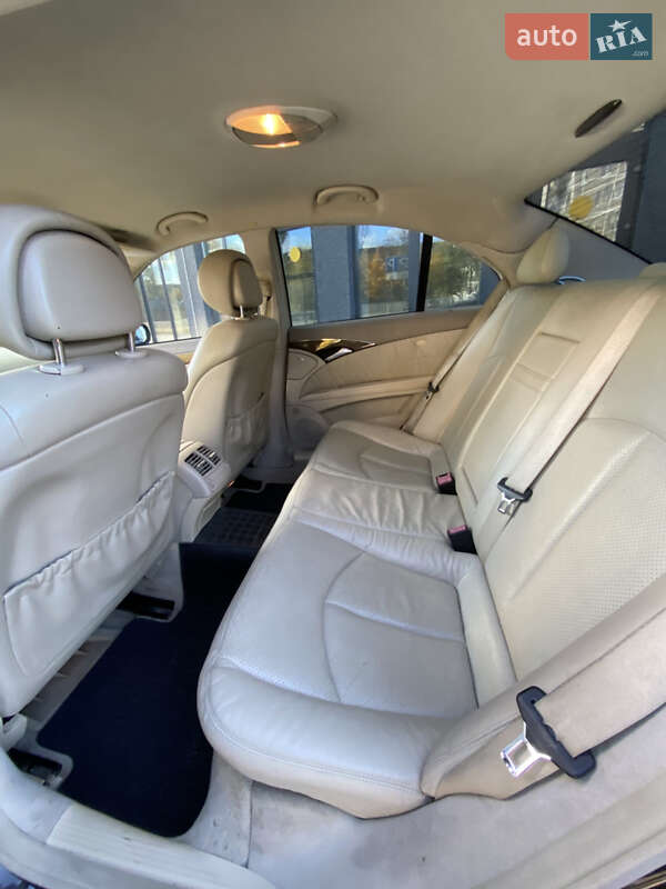 Седан Mercedes-Benz E-Class 2005 в Вараші фото 16 Седан Mercedes-Benz E-Class 2005 в Вараші