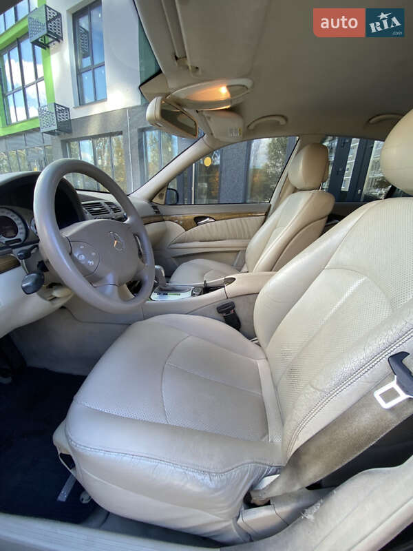 Седан Mercedes-Benz E-Class 2005 в Вараші фото 15 Седан Mercedes-Benz E-Class 2005 в Вараші