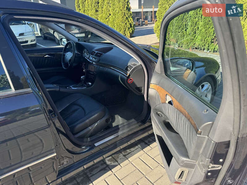 Универсал Mercedes-Benz E-Class 2004 в Коломые фото 13 Универсал Mercedes-Benz E-Class 2004 в Коломые