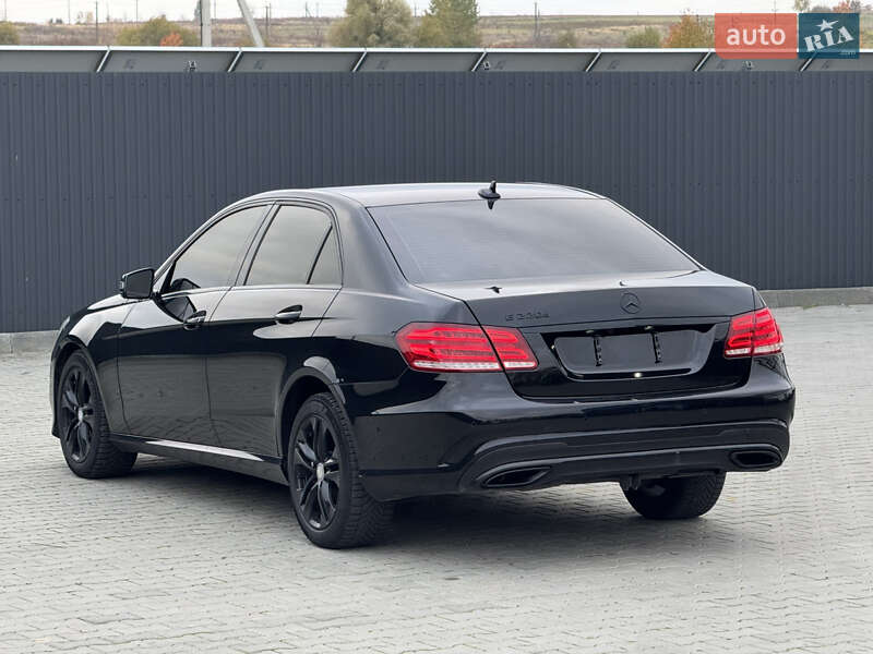 Седан Mercedes-Benz E-Class 2013 в Летичеве