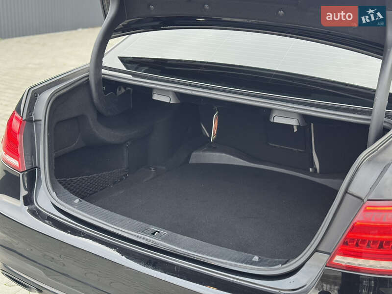 Седан Mercedes-Benz E-Class 2013 в Летичеве