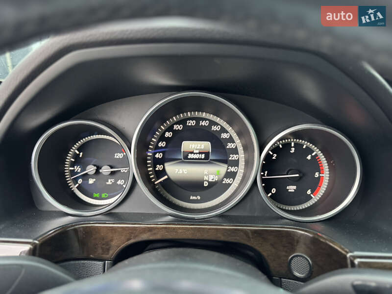 Седан Mercedes-Benz E-Class 2013 в Летичеве
