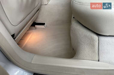 Седан Mercedes-Benz E-Class 2004 в  фото 13 Седан Mercedes-Benz E-Class 2004 в