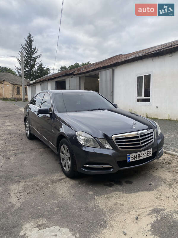 Седан Mercedes-Benz E-Class 2011 в Ромнах фото Седан Mercedes-Benz E-Class 2011 в Ромнах
