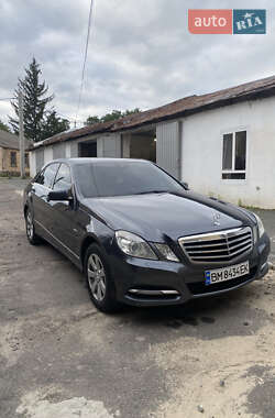 Седан Mercedes-Benz E-Class 2011 в  Седан Mercedes-Benz E-Class 2011 в