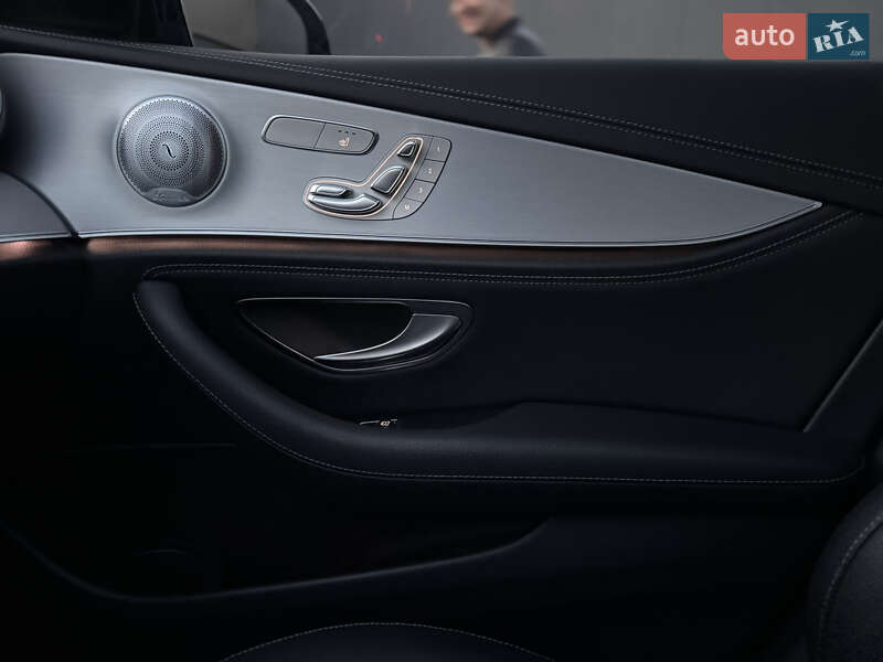 Седан Mercedes-Benz E-Class 2020 в Мукачевому фото 111 Седан Mercedes-Benz E-Class 2020 в Мукачевому