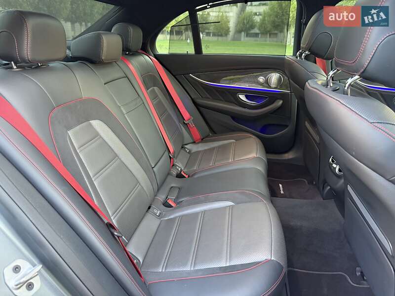Седан Mercedes-Benz E-Class 2022 в Дніпрі фото 35 Седан Mercedes-Benz E-Class 2022 в Дніпрі