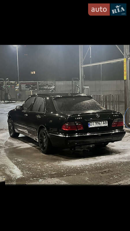 Седан Mercedes-Benz E-Class 2000 в Луцке