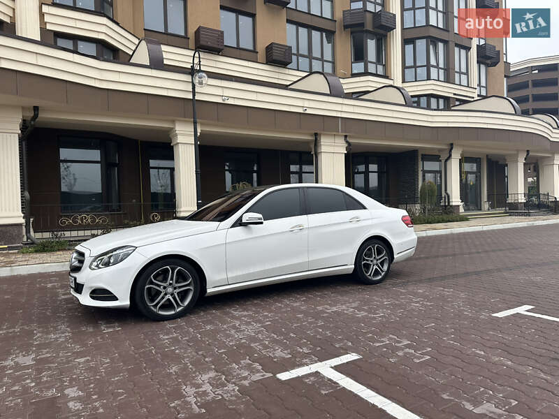 Седан Mercedes-Benz E-Class 2015 в Киеве фото 20 Седан Mercedes-Benz E-Class 2015 в Киеве