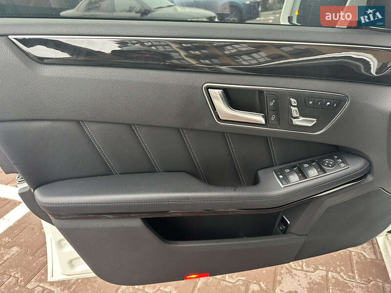 Седан Mercedes-Benz E-Class 2015 в Киеве фото 42 Седан Mercedes-Benz E-Class 2015 в Киеве