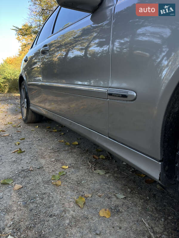 Седан Mercedes-Benz E-Class 2003 в Черновцах фото 18 Седан Mercedes-Benz E-Class 2003 в Черновцах