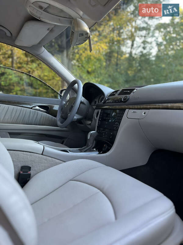 Седан Mercedes-Benz E-Class 2003 в Черновцах фото 38 Седан Mercedes-Benz E-Class 2003 в Черновцах