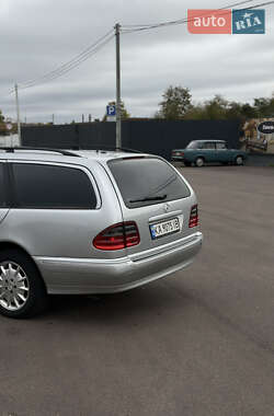 Универсал Mercedes-Benz E-Class 2002 в  фото 9 Универсал Mercedes-Benz E-Class 2002 в