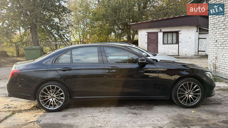 Седан Mercedes-Benz E-Class 2017 в Києві фото 4 Седан Mercedes-Benz E-Class 2017 в Києві