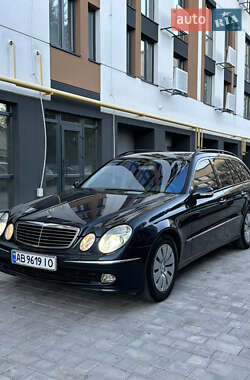 Универсал Mercedes-Benz E-Class 2003 в  фото 9 Универсал Mercedes-Benz E-Class 2003 в