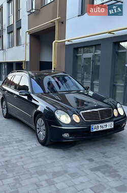 Универсал Mercedes-Benz E-Class 2003 в  фото 22 Универсал Mercedes-Benz E-Class 2003 в