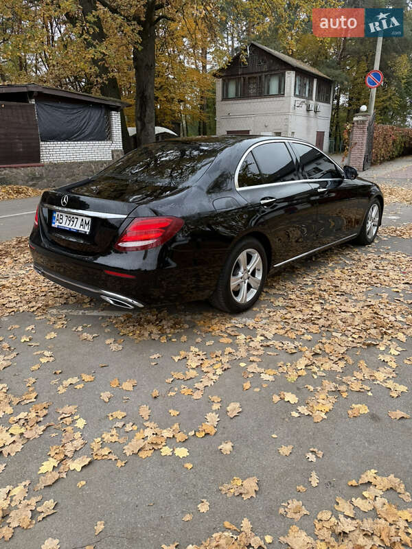 Седан Mercedes-Benz E-Class 2016 в Виннице