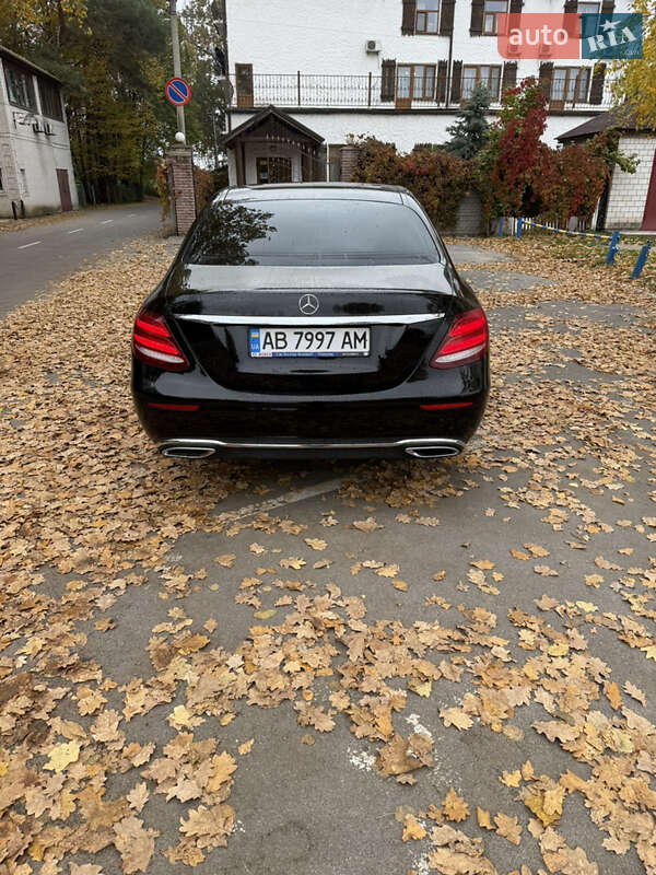 Седан Mercedes-Benz E-Class 2016 в Виннице