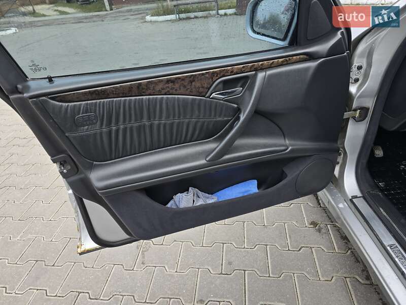 Універсал Mercedes-Benz E-Class 2000 в Хмельницькому