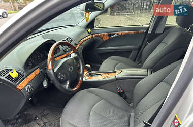 Седан Mercedes-Benz E-Class 2004 в 