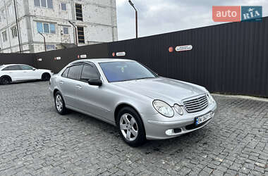 Седан Mercedes-Benz E-Class 2004 в 