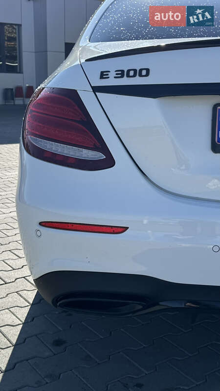 Седан Mercedes-Benz E-Class 2018 в Тернополе фото 71 Седан Mercedes-Benz E-Class 2018 в Тернополе