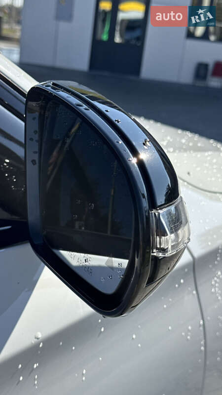 Седан Mercedes-Benz E-Class 2018 в Тернополе фото 86 Седан Mercedes-Benz E-Class 2018 в Тернополе