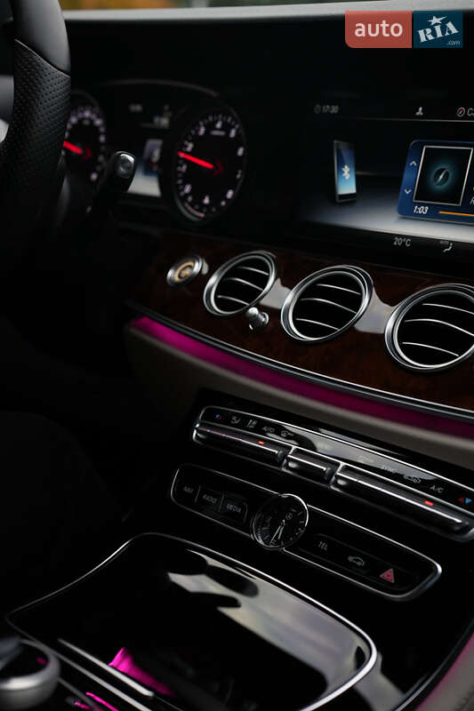 Седан Mercedes-Benz E-Class 2018 в Тернополе фото 98 Седан Mercedes-Benz E-Class 2018 в Тернополе