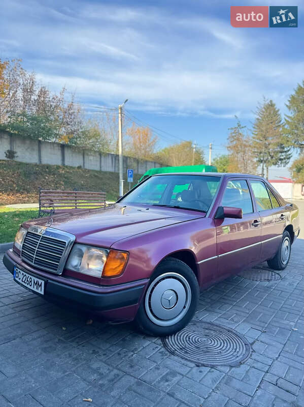 Седан Mercedes-Benz E-Class 1990 в Тернополе фото 3 Седан Mercedes-Benz E-Class 1990 в Тернополе