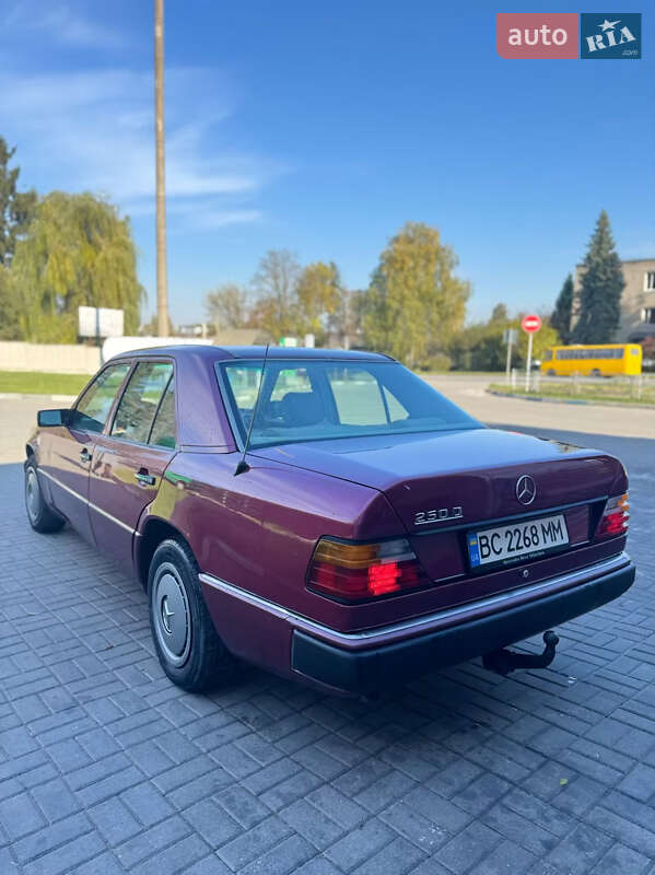 Седан Mercedes-Benz E-Class 1990 в Тернополе фото 5 Седан Mercedes-Benz E-Class 1990 в Тернополе