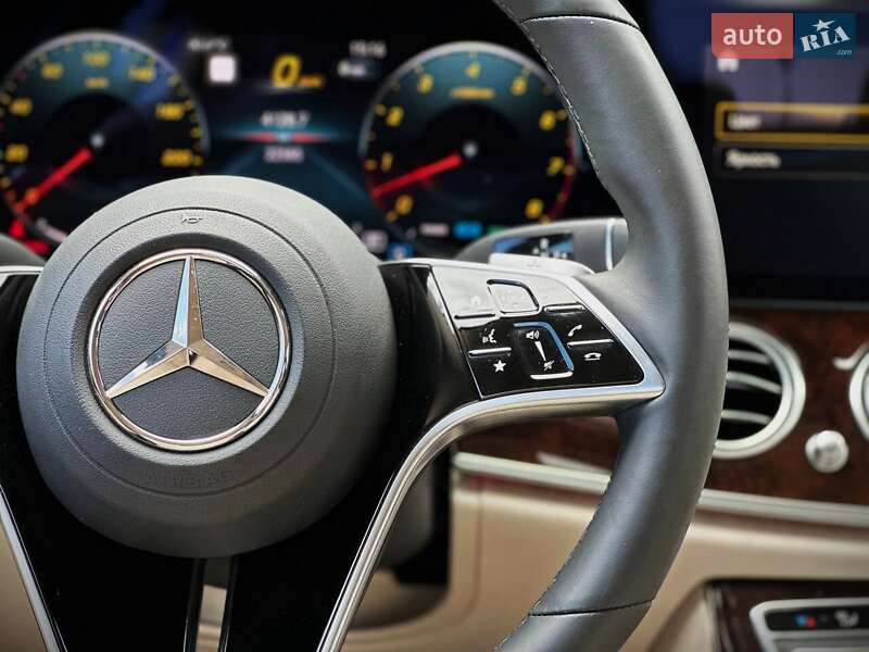 Седан Mercedes-Benz E-Class 2022 в Киеве