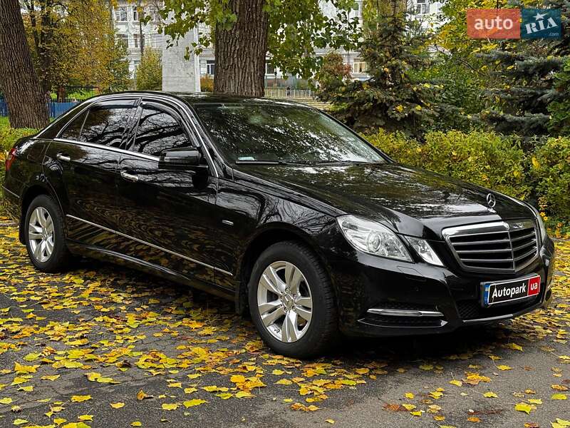 Седан Mercedes-Benz E-Class 2010 в Киеве фото 4 Седан Mercedes-Benz E-Class 2010 в Киеве