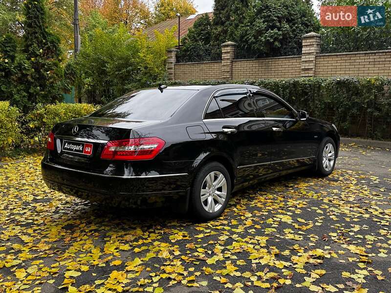 Седан Mercedes-Benz E-Class 2010 в Киеве фото 7 Седан Mercedes-Benz E-Class 2010 в Киеве