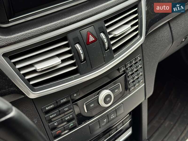 Седан Mercedes-Benz E-Class 2010 в Киеве фото 28 Седан Mercedes-Benz E-Class 2010 в Киеве