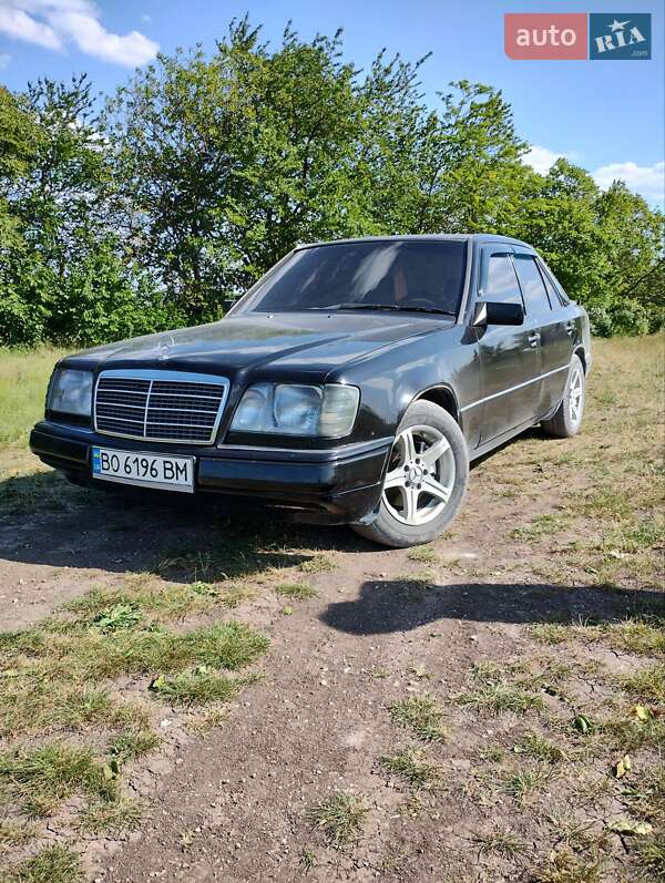 Седан Mercedes-Benz E-Class 1994 в Каменец-Подольском