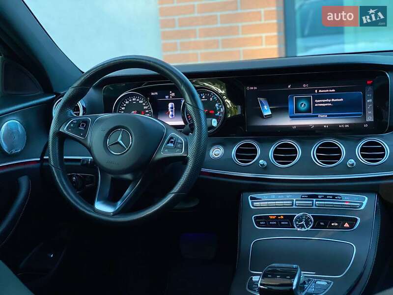 Седан Mercedes-Benz E-Class 2018 в Києві фото 66 Седан Mercedes-Benz E-Class 2018 в Києві