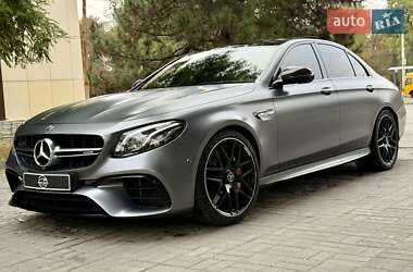 Седан Mercedes-Benz E-Class 2018 в 