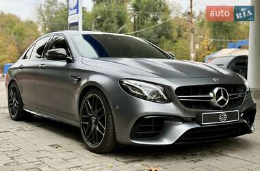 Седан Mercedes-Benz E-Class 2018 в 