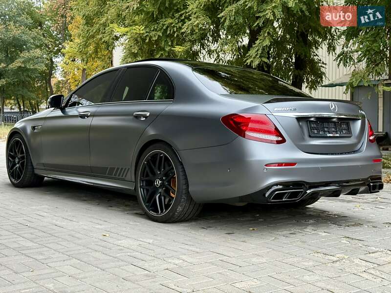 Седан Mercedes-Benz E-Class 2018 в Дніпрі