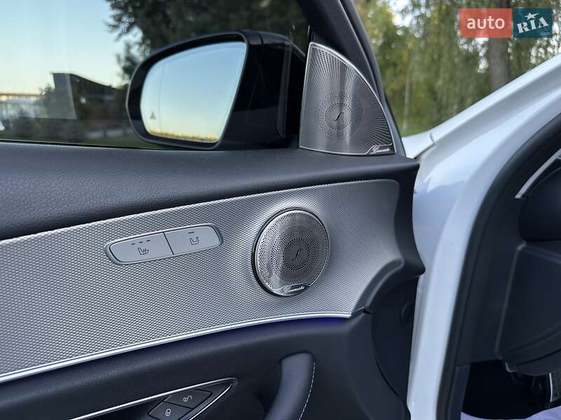 Седан Mercedes-Benz E-Class 2016 в Киеве фото 107 Седан Mercedes-Benz E-Class 2016 в Киеве