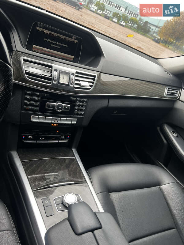 Седан Mercedes-Benz E-Class 2014 в Житомире