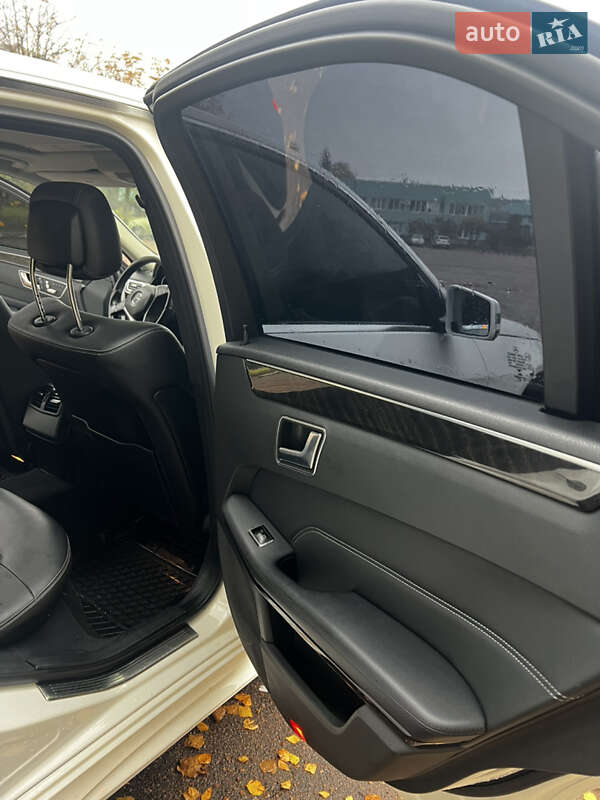 Седан Mercedes-Benz E-Class 2014 в Житомире