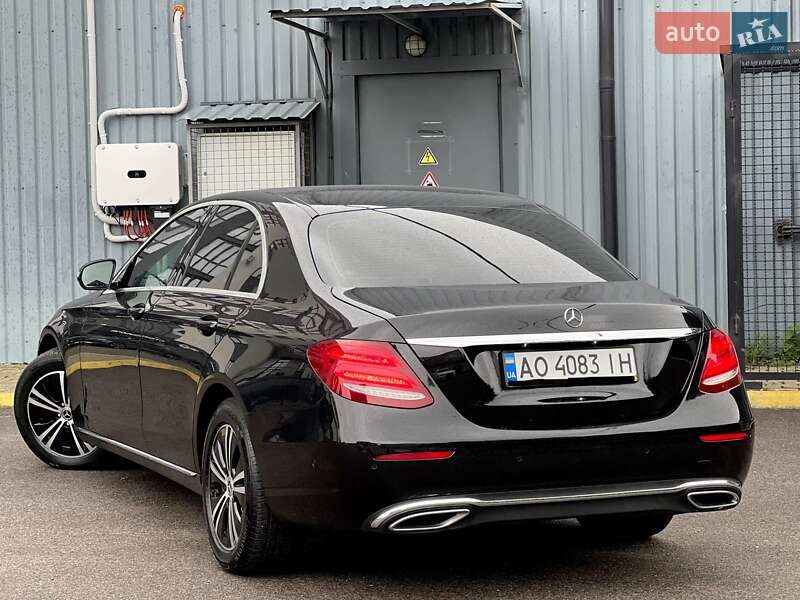 Седан Mercedes-Benz E-Class 2017 в Ужгороде фото 8 Седан Mercedes-Benz E-Class 2017 в Ужгороде