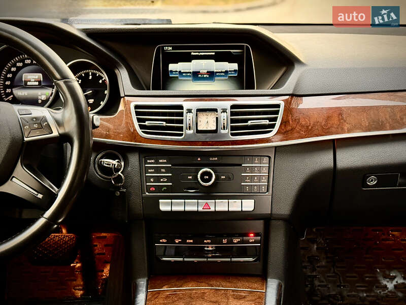 Седан Mercedes-Benz E-Class 2015 в Львове фото 16 Седан Mercedes-Benz E-Class 2015 в Львове