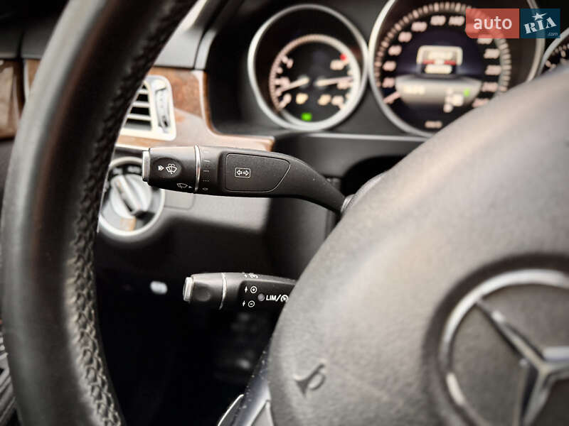 Седан Mercedes-Benz E-Class 2015 в Львове фото 22 Седан Mercedes-Benz E-Class 2015 в Львове