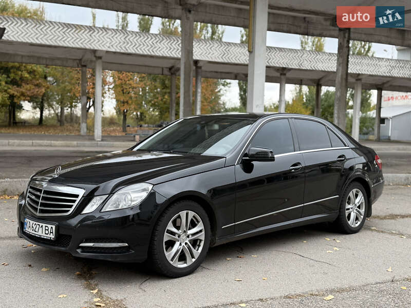 Седан Mercedes-Benz E-Class 2011 в Смілі фото 2 Седан Mercedes-Benz E-Class 2011 в Смілі
